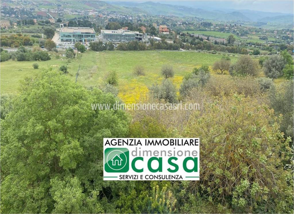 Terreno Residenziale in vendita a Caltanissetta indirizzo non valido.
