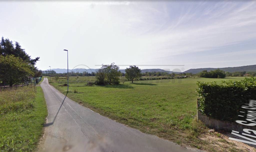 Terreno Residenziale in vendita a Savogna d'Isonzo via Scipio Slataper, 4