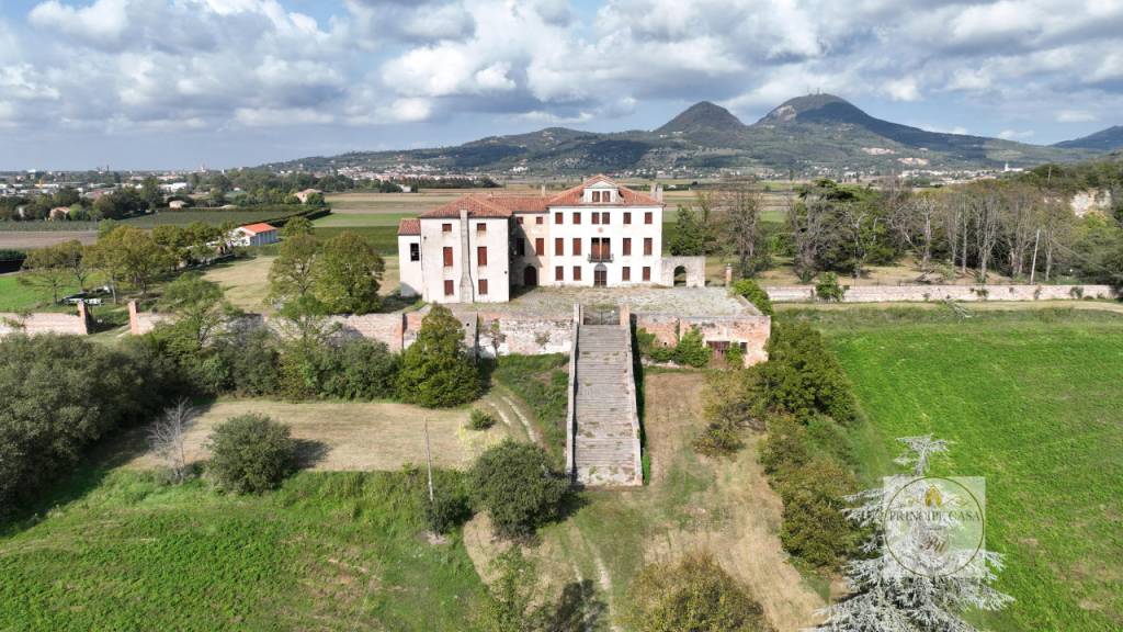 Villa in vendita a Baone via Cà Barbaro