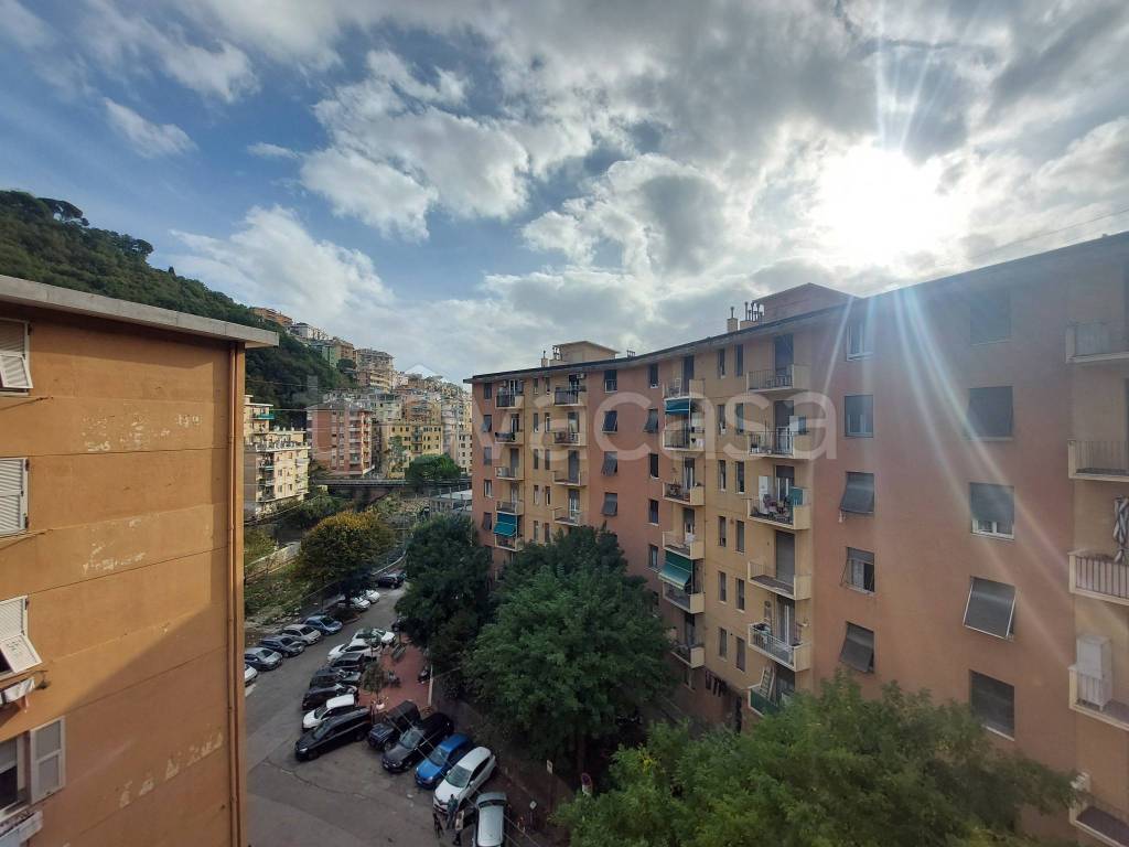 Appartamento in vendita a Genova via Evangelista Torricelli