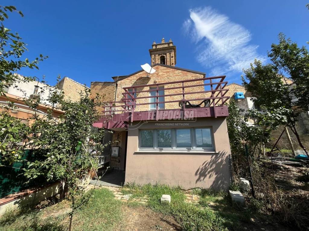 Villa in vendita a Picciano via Guglielmo Marconi 20