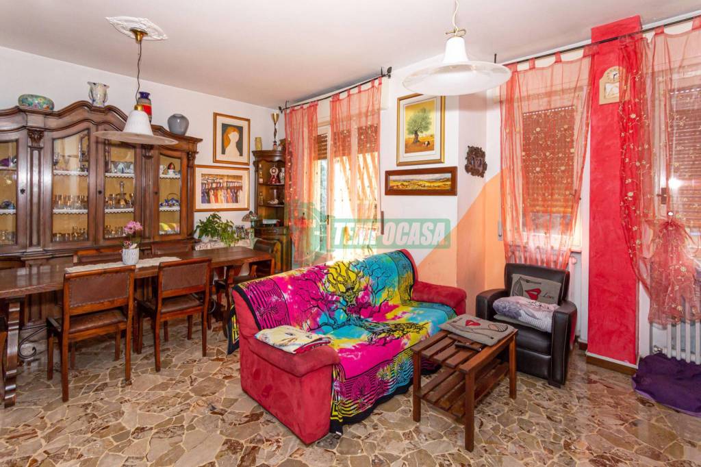 Appartamento in vendita a Ronco Briantino via Eligio Brigatti, 15