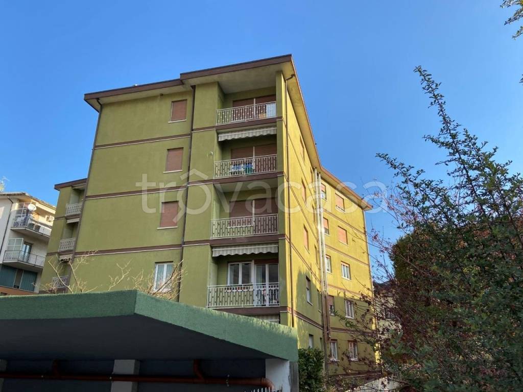 Appartamento in in vendita da privato a Gazzaniga via Alessandro Manzoni, 123
