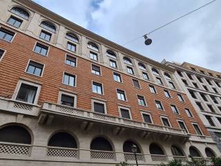 Ufficio in affitto a roma via barberini, 95
