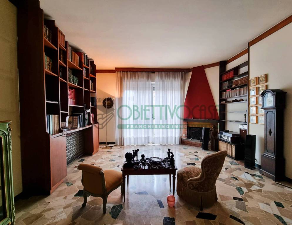 Villa Bifamiliare in vendita a Lodi Vecchio via Filippo Turati