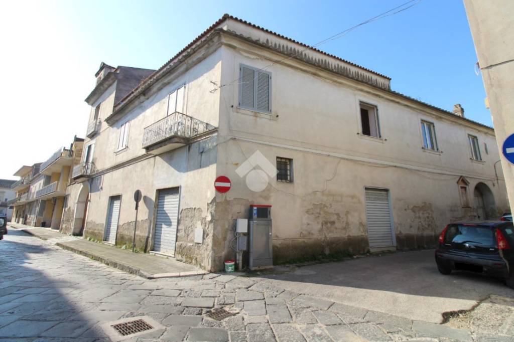 Casa Indipendente in vendita a San Prisco via Costantinopoli, 18