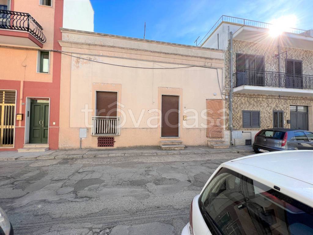 Appartamento in vendita a Manduria via Porta Lupiae, 12