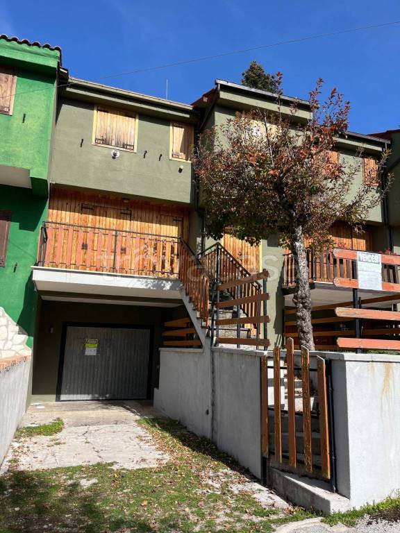 Villa a Schiera in in vendita da privato a Cappadocia via dei Marsi, 3