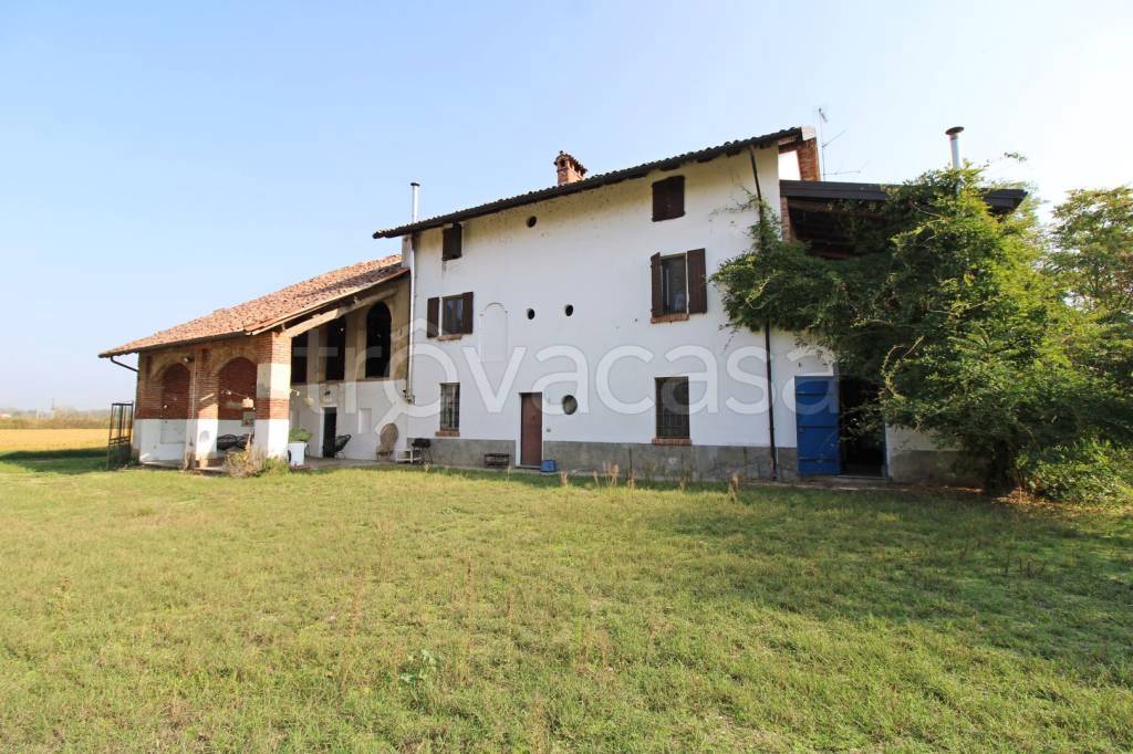 Cascina in vendita a Cassolnovo cascina Rosa