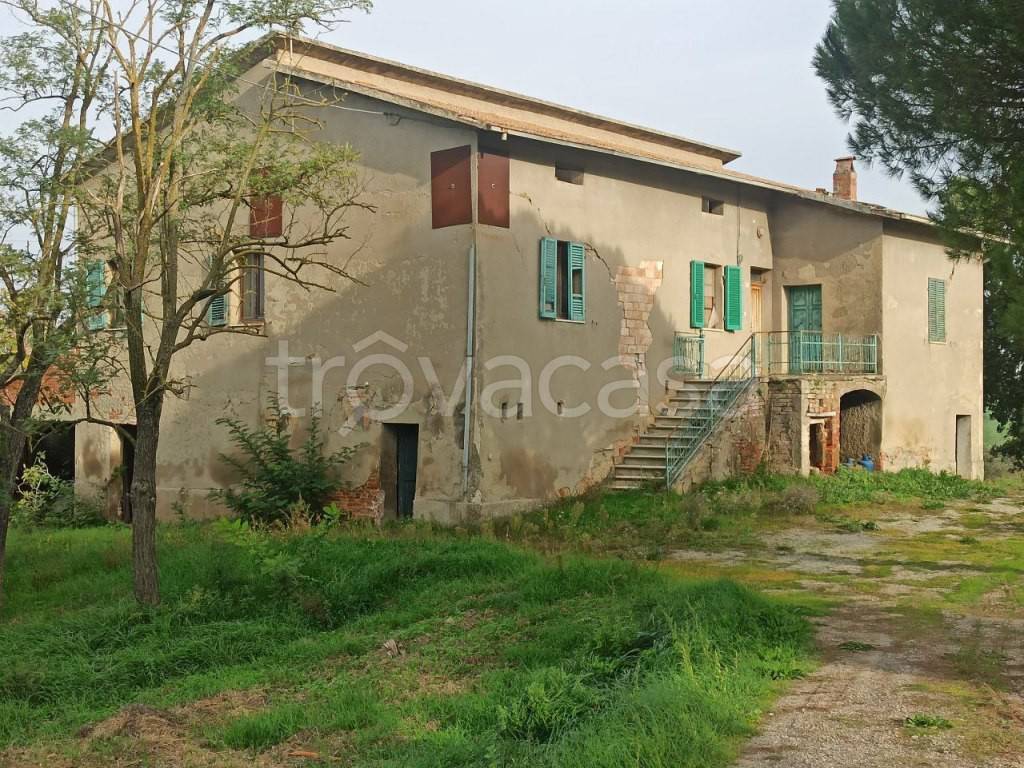 Casale in vendita a Castiglione del Lago via Roma