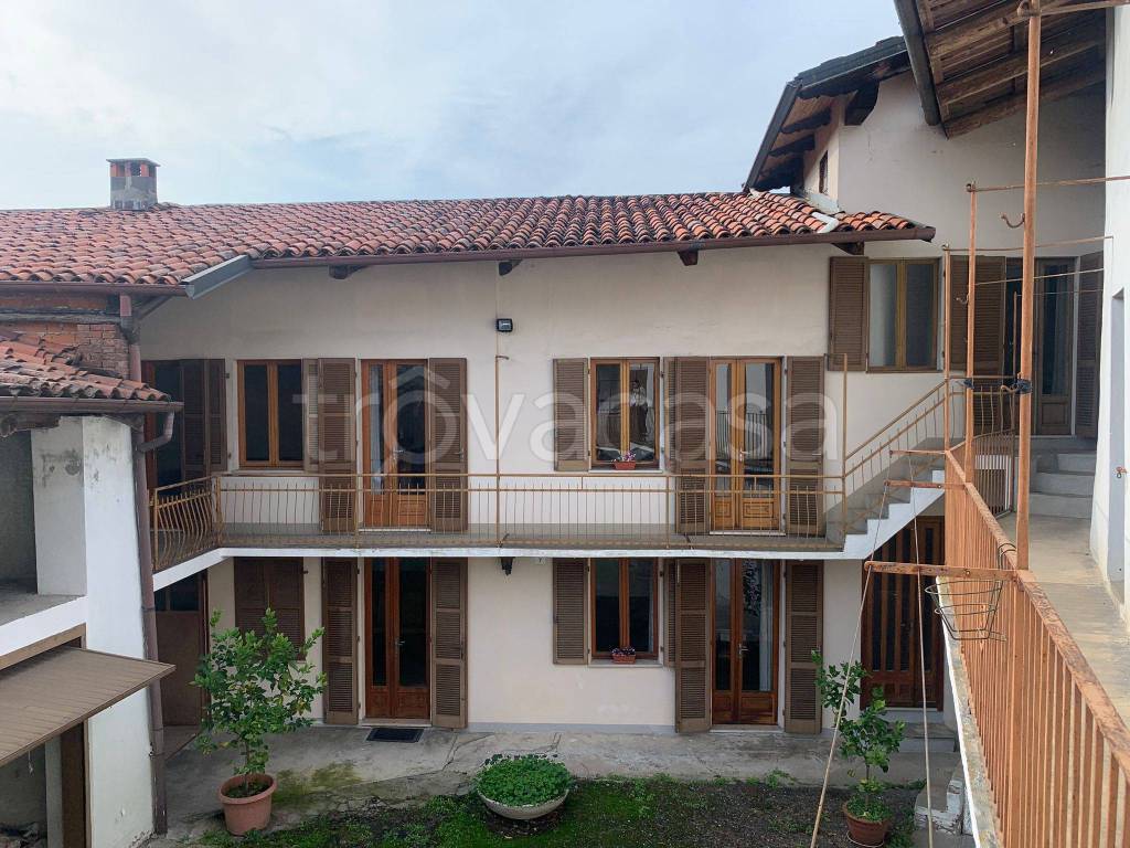 Casa Indipendente in vendita a Zimone via Givonetti, 7