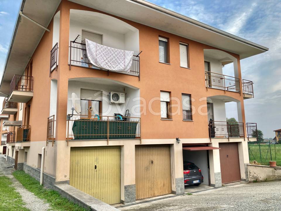 Appartamento in vendita a Candelo via Oropa, 34