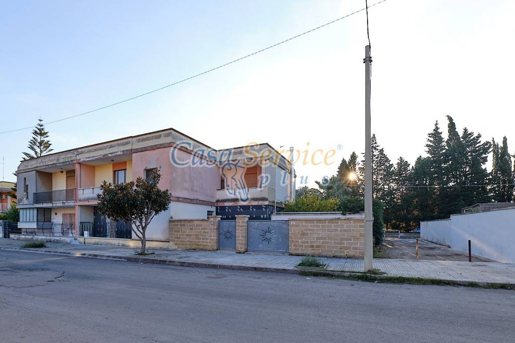 Casa Indipendente in vendita a Matino via Vito Primiceri