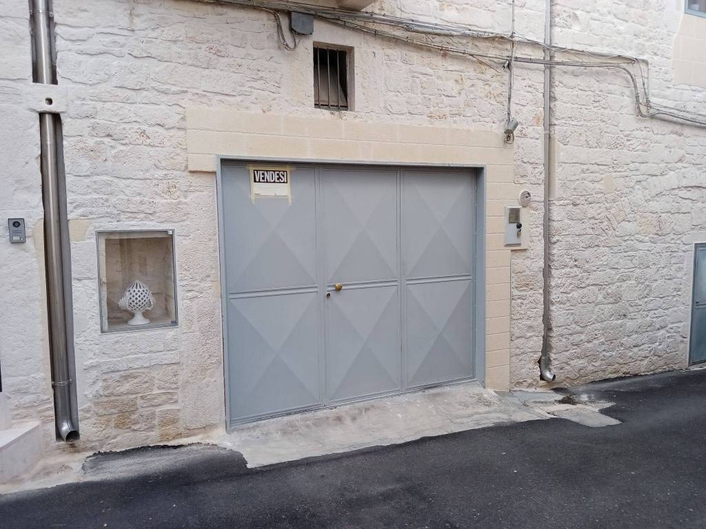Garage in vendita a Santeramo in Colle via Luigi Cadorna, 8