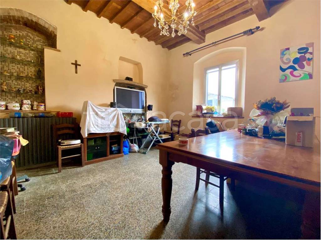 Appartamento in vendita a Lucca via del burlamacco, 500