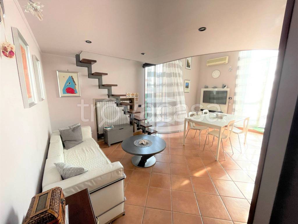 Appartamento in vendita a Foggia via Graticola
