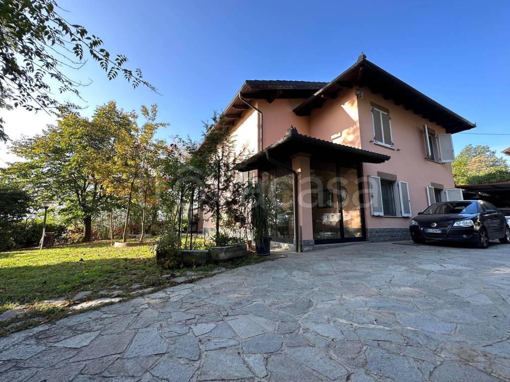 Villa in vendita a Nizza Monferrato strada Annunziata