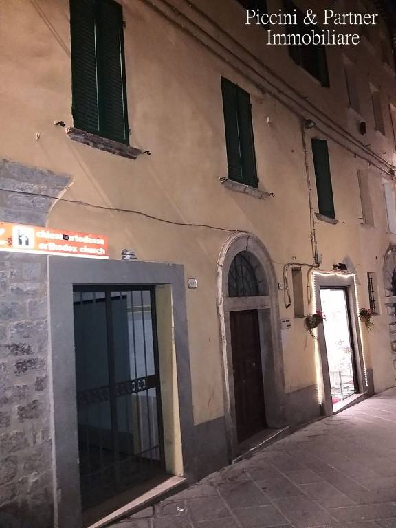 Appartamento in vendita a Perugia via dei Priori, 68