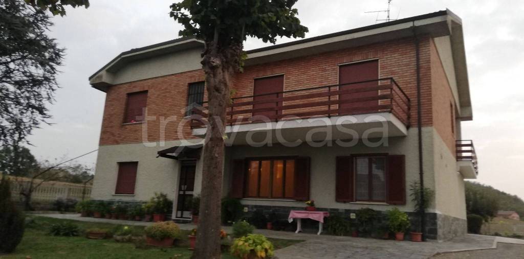 Villa Bifamiliare in in vendita da privato a Pecetto di Valenza strada per Bassignana