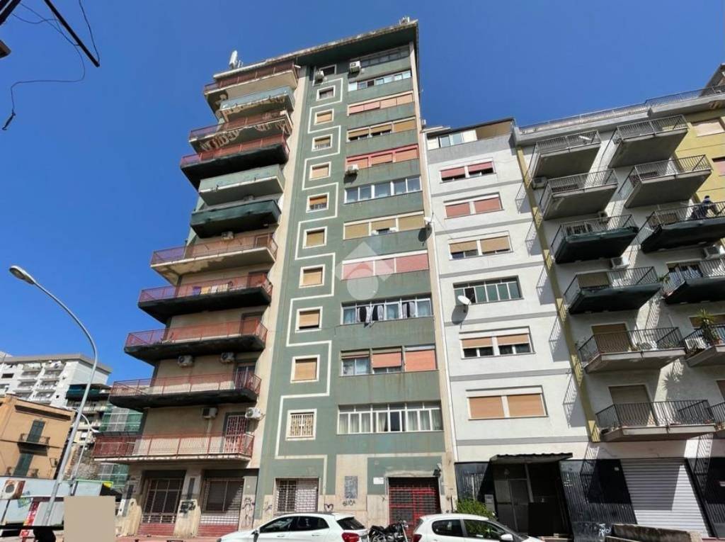 Appartamento in vendita a Palermo corso dei mille, 972