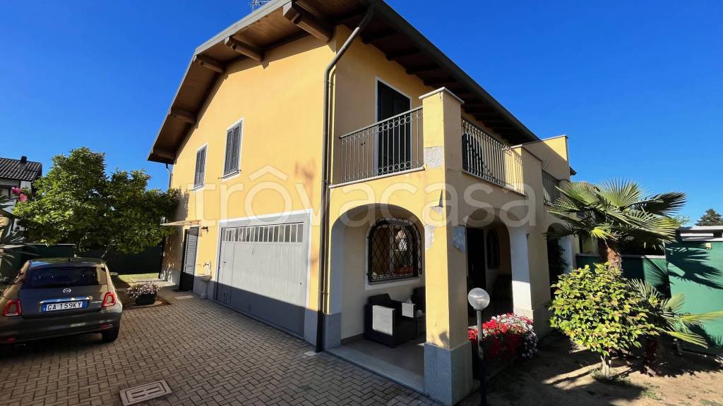 Villa in vendita a Gambolò via Vignate