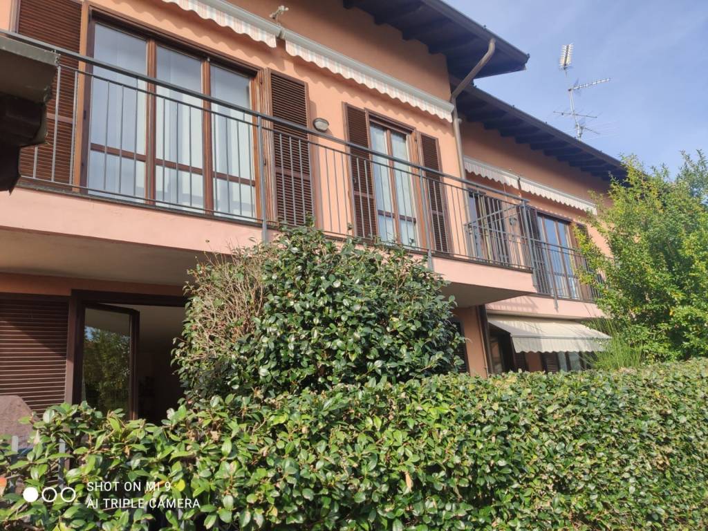 Villa a Schiera in in vendita da privato a Samarate via Carlo Ricci, 14