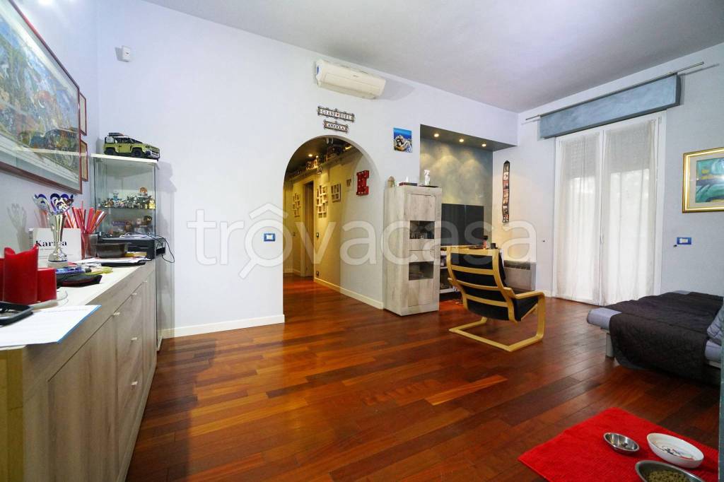 Appartamento in vendita a Cologno Monzese via della Repubblica, 43