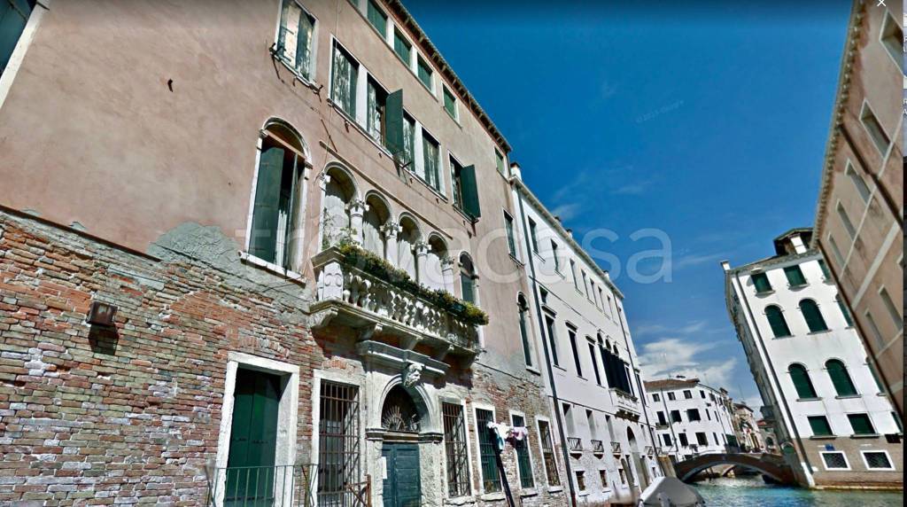 Casa Indipendente in vendita a Venezia castello