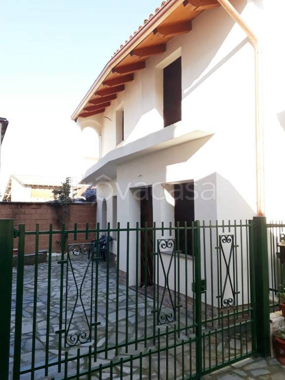 Casa Indipendente in vendita a Valle Lomellina vicolo Striccione