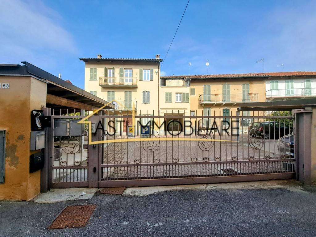 Casa Indipendente in vendita ad Antignano via Giuseppe Garibaldi