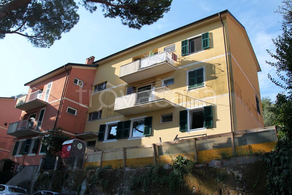 Appartamento in vendita a Camogli via Franco Molfino, 85