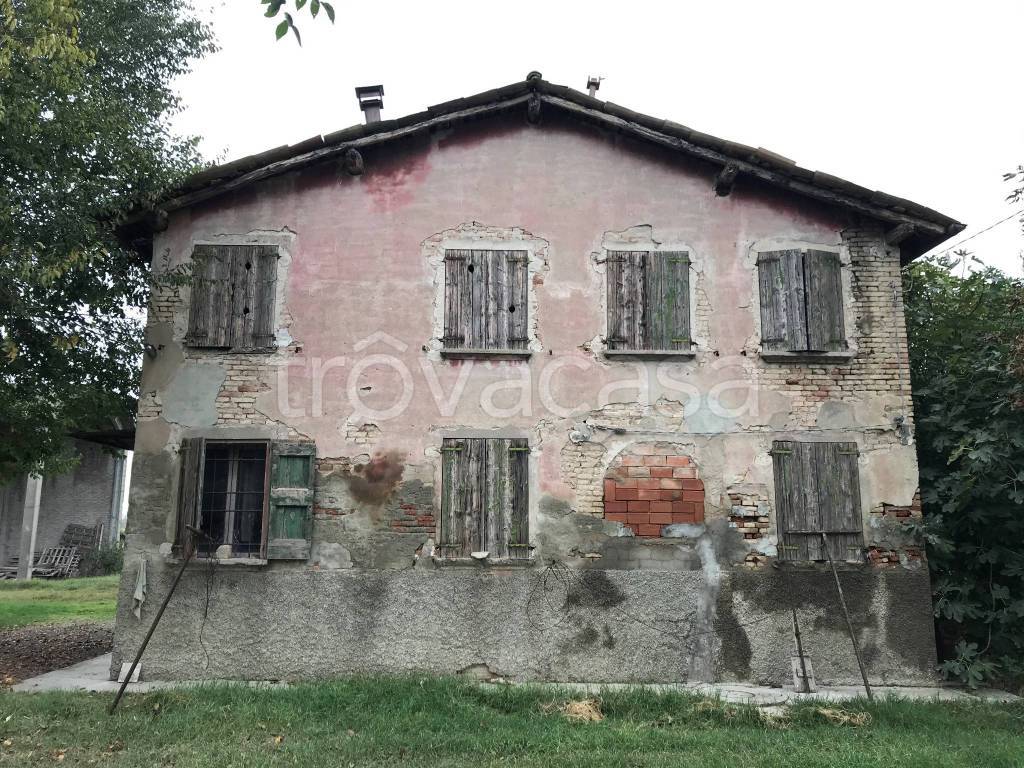 Colonica in vendita a Sant'Agata Bolognese via Persiceto, 23