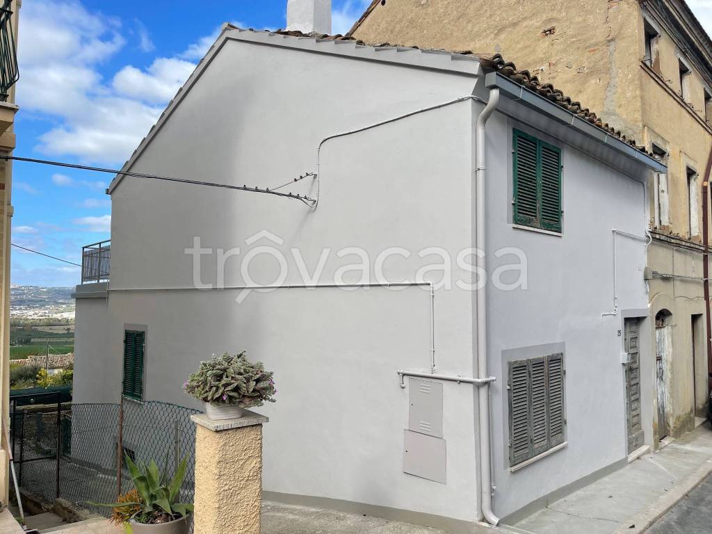 Casa Indipendente in in vendita da privato a Sant'Elpidio a Mare via Dante Alighieri, 25