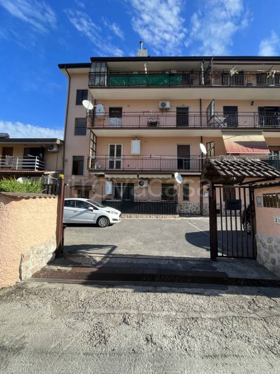 Appartamento in vendita a Colleferro via Pioppi, 214