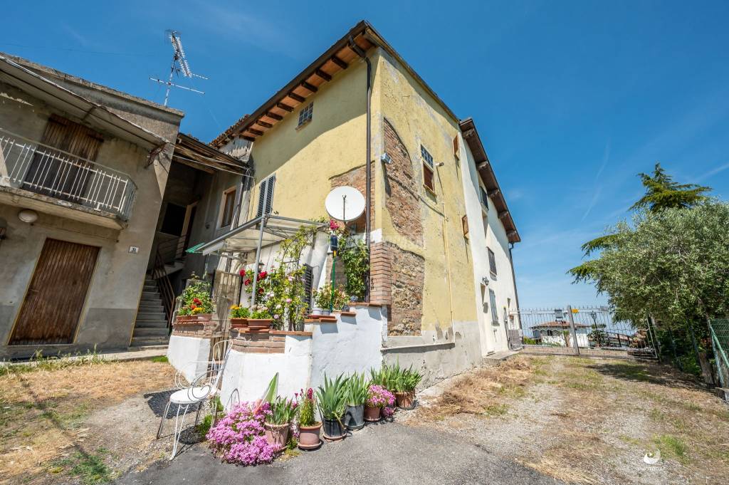 Casa Indipendente in vendita a Salsomaggiore Terme via Ceriati Franchina, Ceriati 29