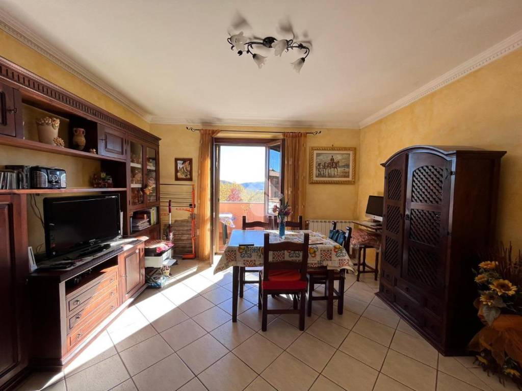 Appartamento in vendita a Rocca Priora via vecchia della fontana, 180