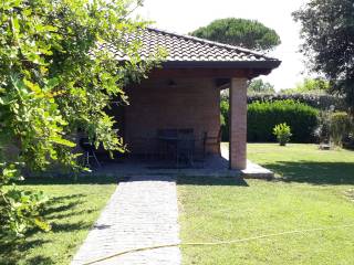 Villa in affitto a giugliano in campania via madonna del pantano, 116