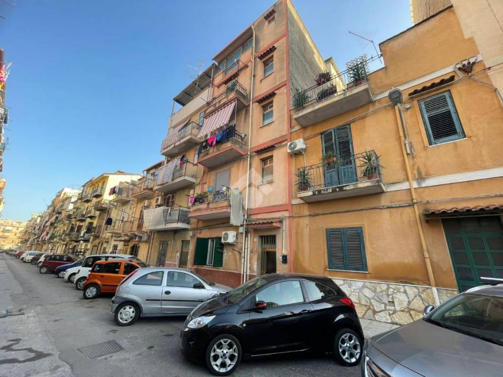 Appartamento in vendita a Palermo via Pietro Colletta, 72