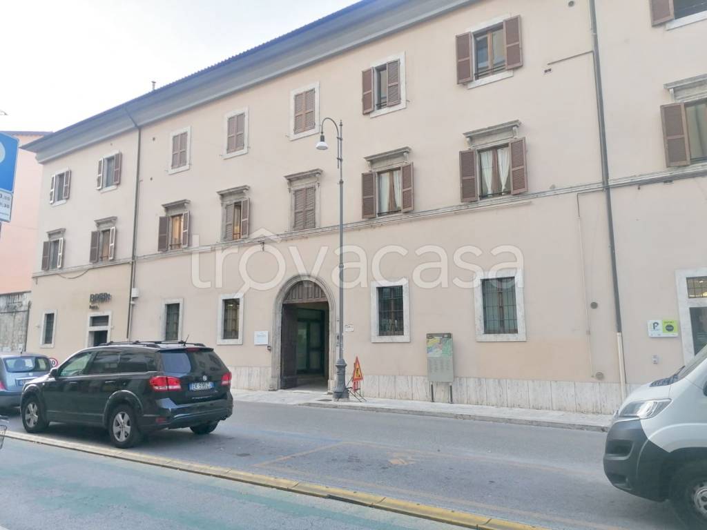 Ufficio in in affitto da privato ad Ascoli Piceno corso Vittorio Emanuele, 48