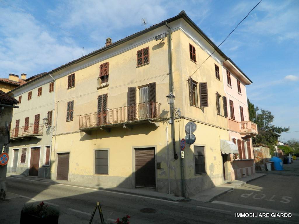 Casa Indipendente in vendita a Buttigliera d'Asti via San Francesco d'Assisi, 11
