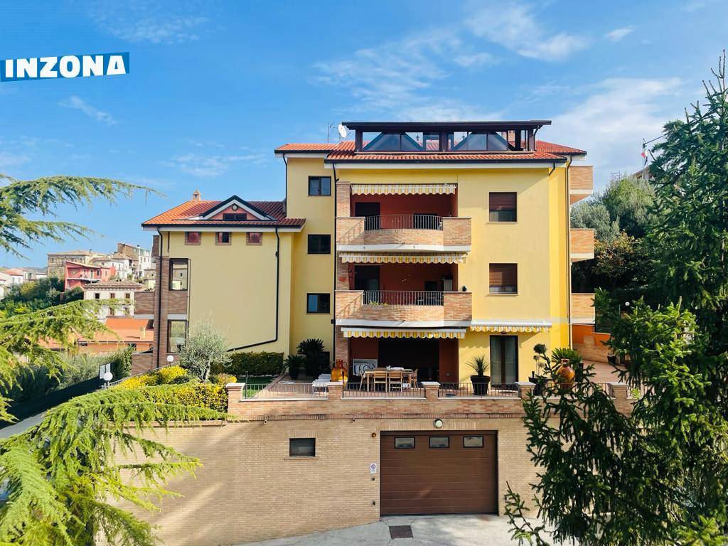 Appartamento in vendita a Torricella Sicura via Cesare Forcella, 7