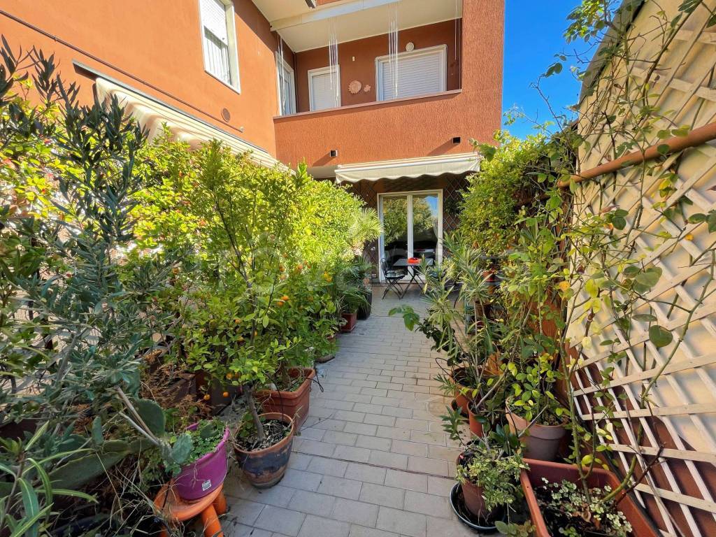 Appartamento in vendita a San Giorgio su Legnano via Alessandro Manzoni, 18