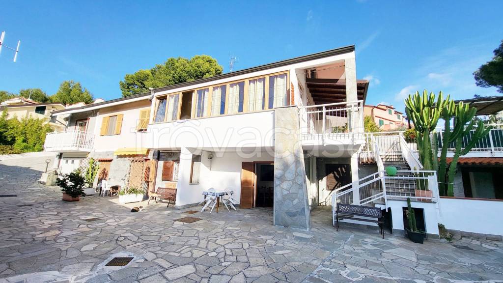 Appartamento in vendita ad Andora via San Damiano, 47/a