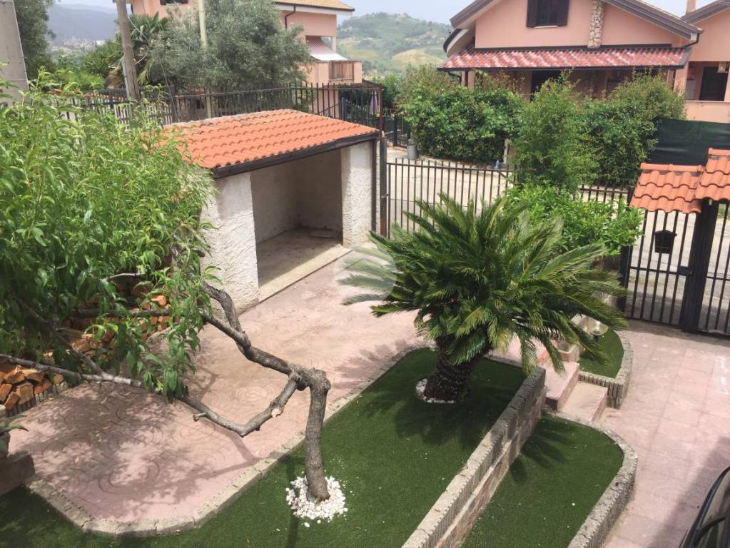 Villa Bifamiliare in vendita a Mendicino via leonardo da vinci, 25