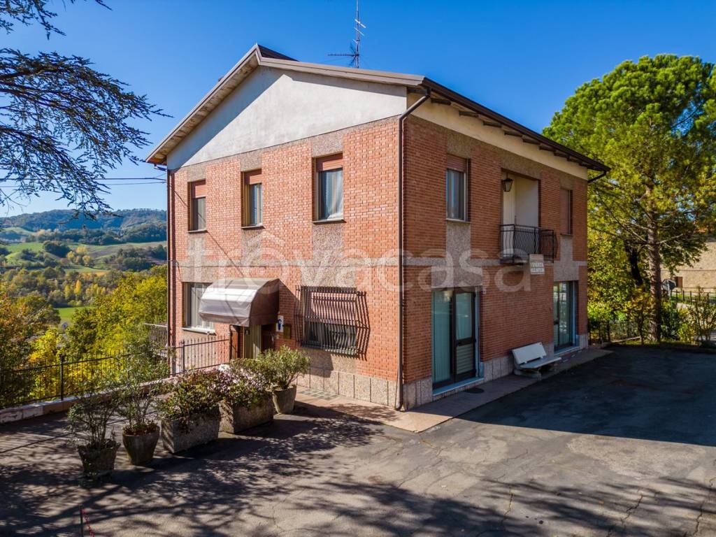 Villa Bifamiliare in vendita a Scandiano