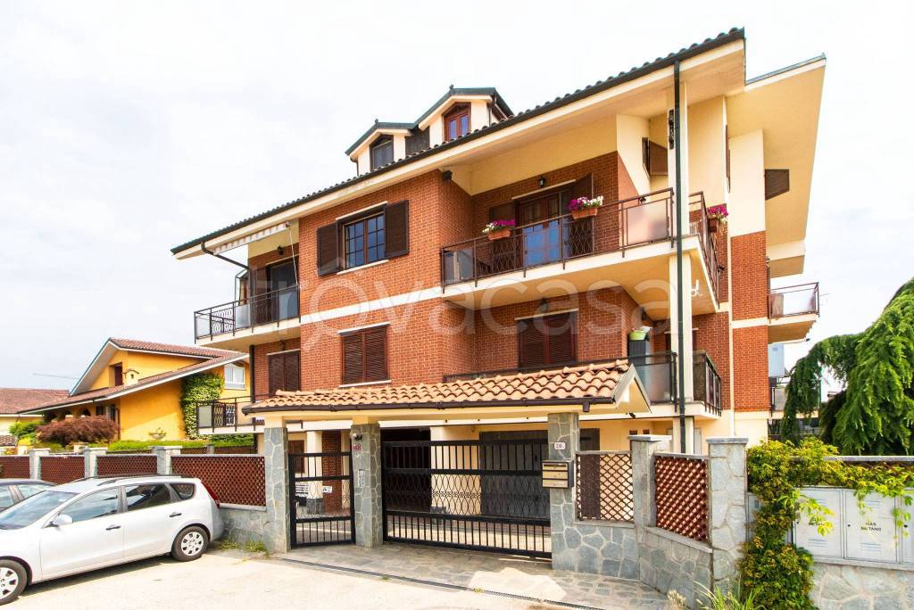 Appartamento in vendita a Poirino strada Comunale di Villastellone, 20
