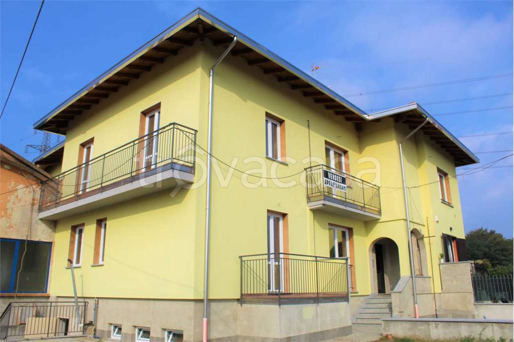 Appartamento in vendita a Castelletto sopra Ticino via sivo, 75