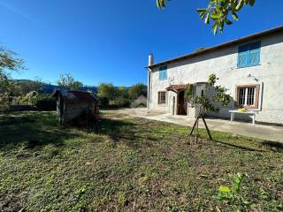 Casa indipendente in vendita a sarzana viale xxv aprile, 40