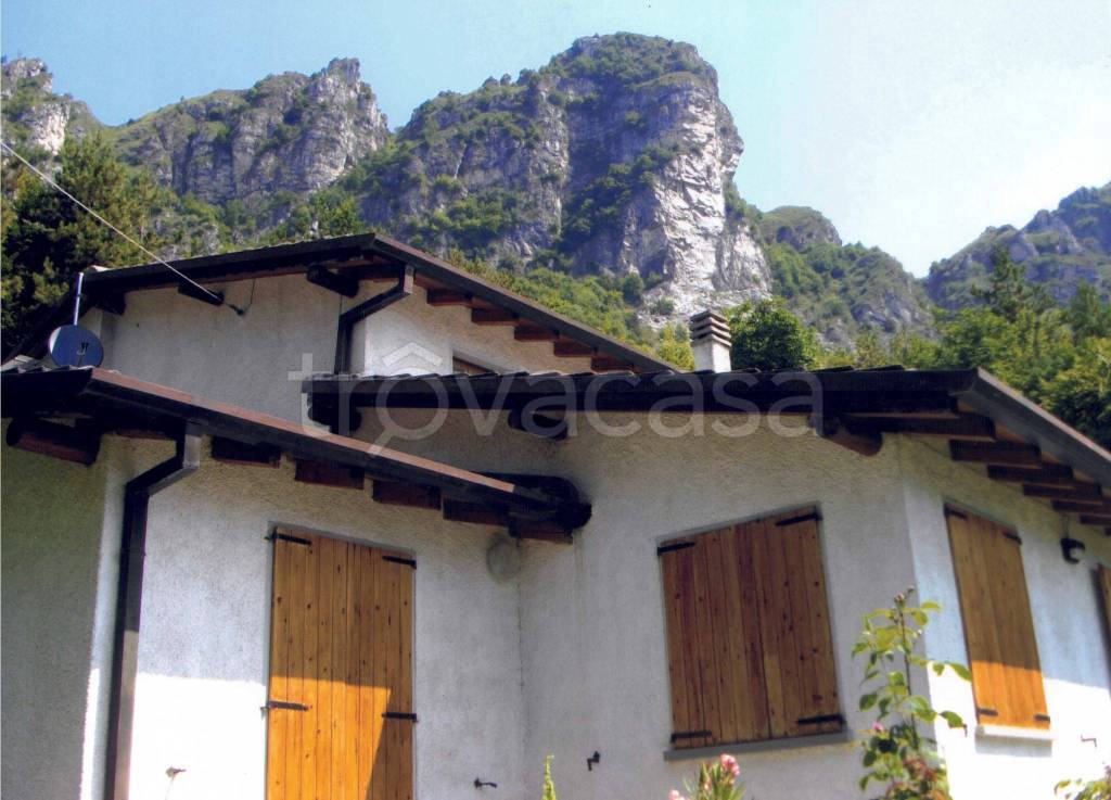 Villa in in vendita da privato a Lodrino via Monte Palo, 11