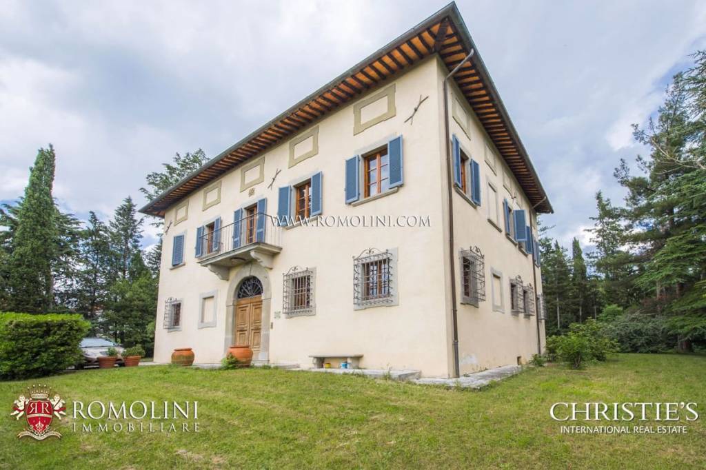 Villa in vendita a Sansepolcro via Capitini 44